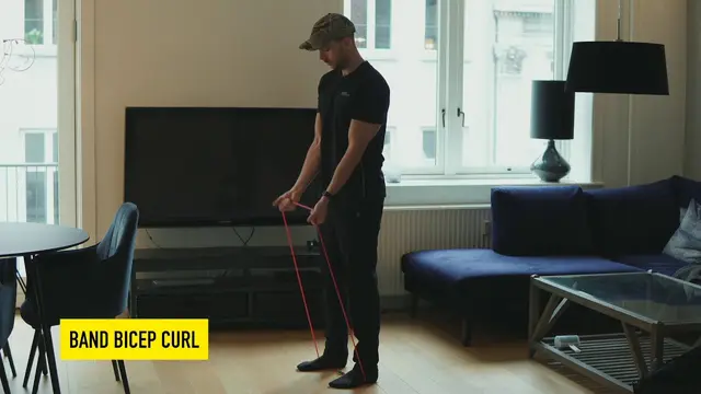 Band bicep curl