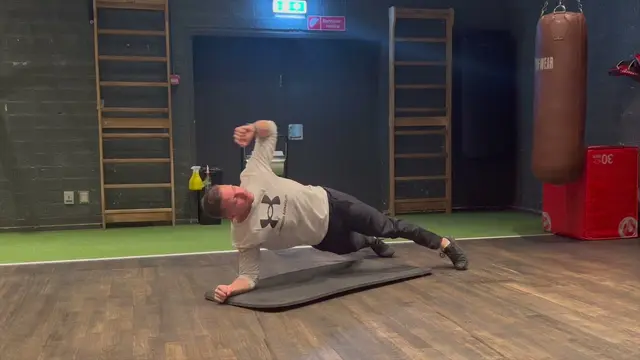 BW Lateral Raise