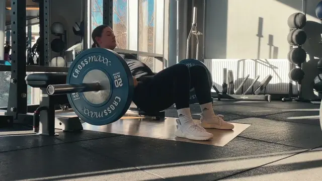 Barbell hip thrust